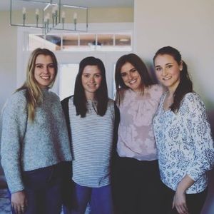 Meet your Posher, Bailey